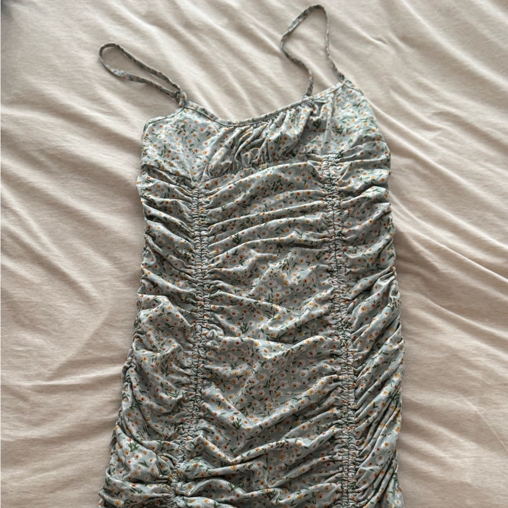 Floral Ruched Mini Dress - Picture 4 of 4